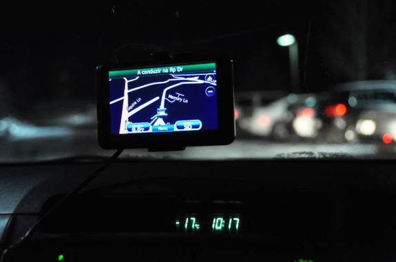 A Fiona (e nós!) enfrenta temperatura negativa de 17 graus celcius, na beirada do Grand Canyon, no Arizona, nos Estados Unidos